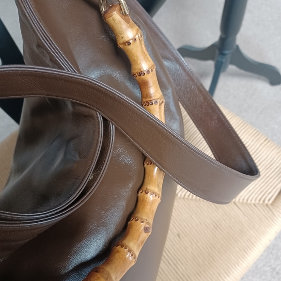 Gucci Classic Leather Bamboo Bag - Picture 10 of 16